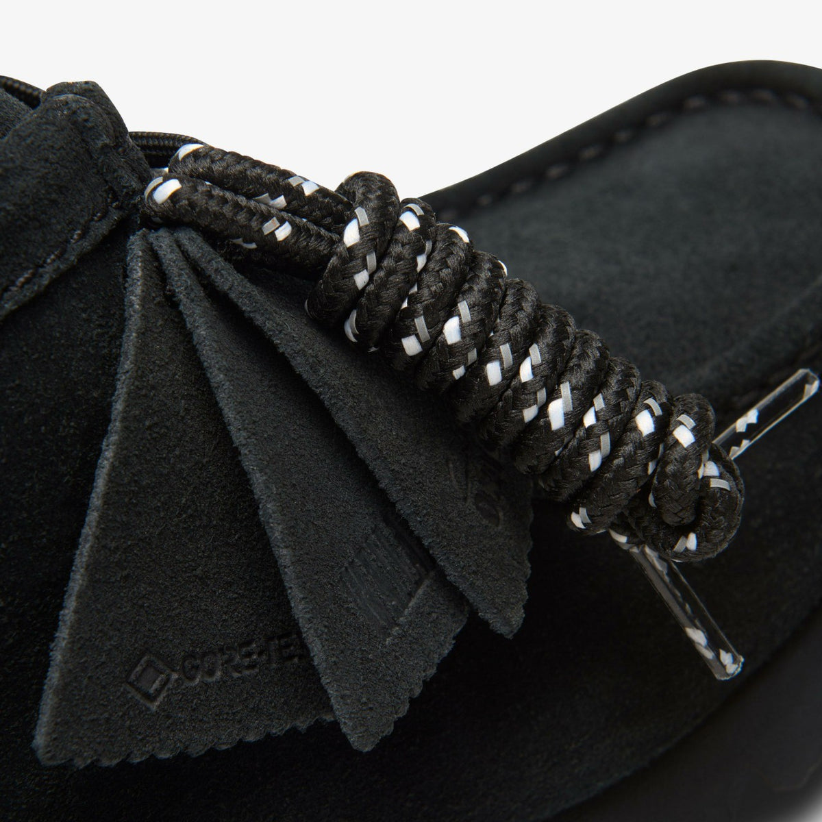 Wallabee Boot GORE-TEX Black Suede - Clarks Smart Buy