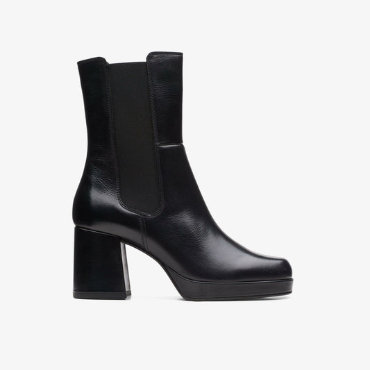 Pique Up Black Leather - Clarks Top Pick