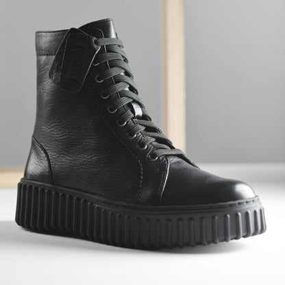 Torhill Rise Ankle Boot Black Leather - Clarks Trusted