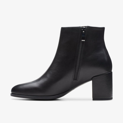 Freva 55 Zip Ankle Boot Black Leather - Clarks Best Price