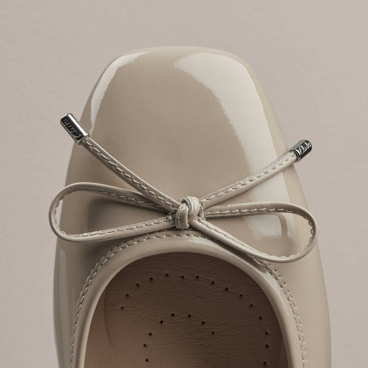 Ubree 15 Step Sand Patent - Clarks Trending