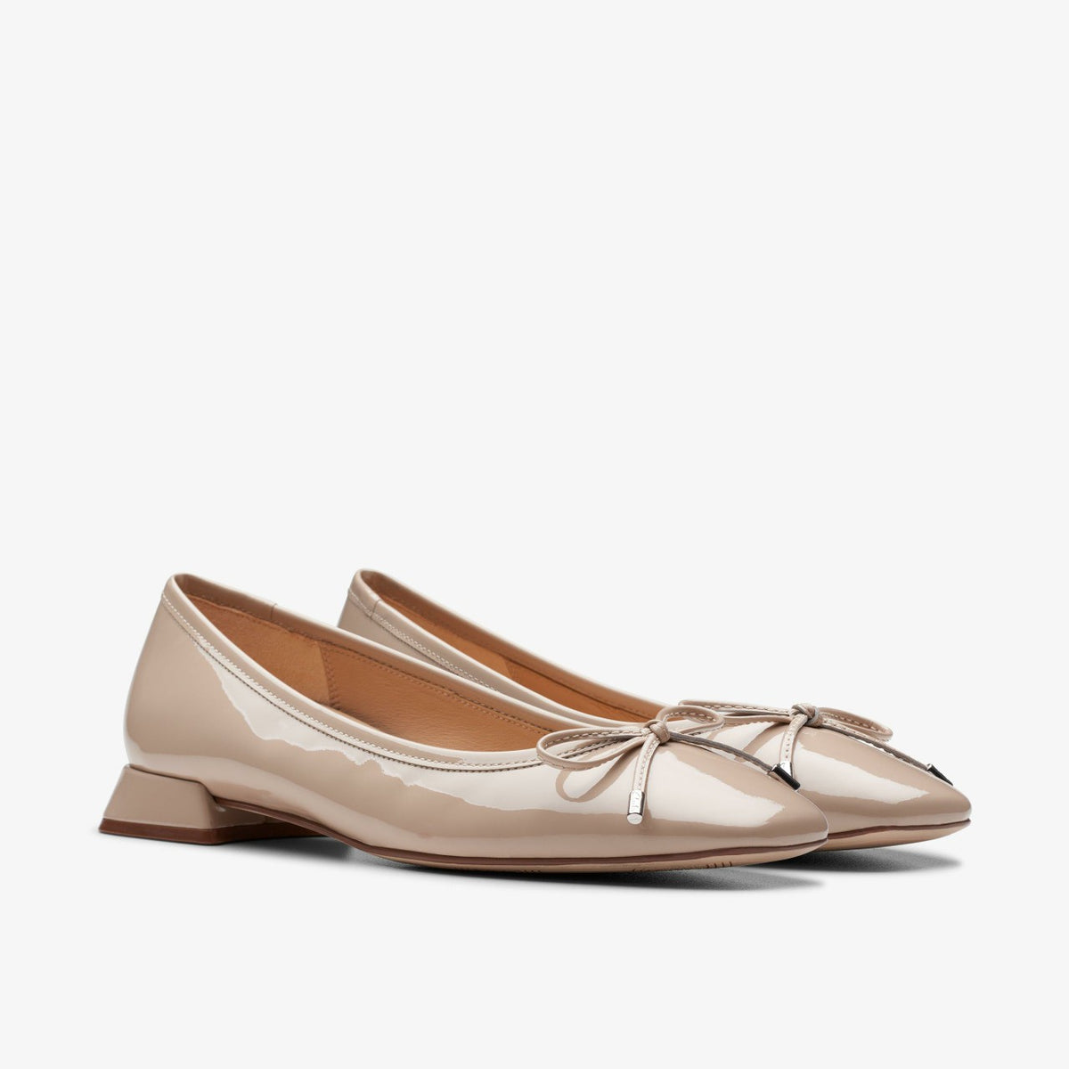 Ubree 15 Step Sand Patent - Clarks Trending