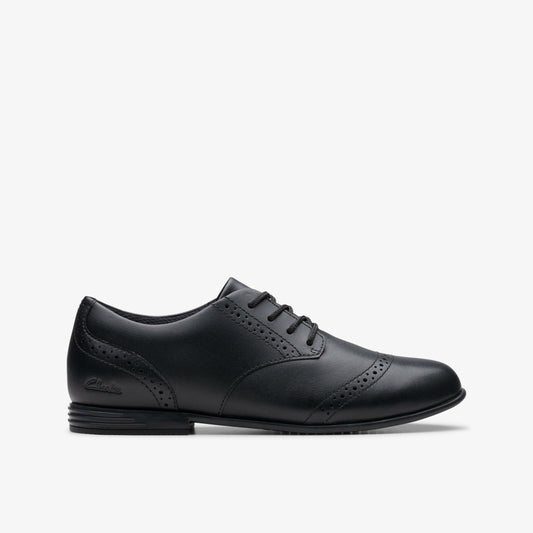 Finja Brogue Older Black Leather - Clarks Quality