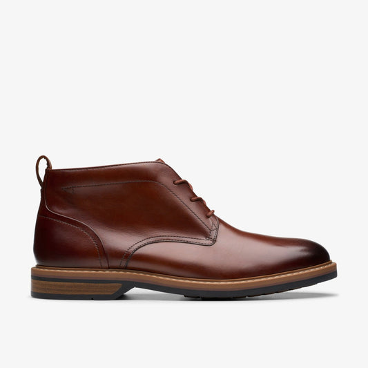 Aldwin Chukka Mid Tan Leather - Clarks Quality