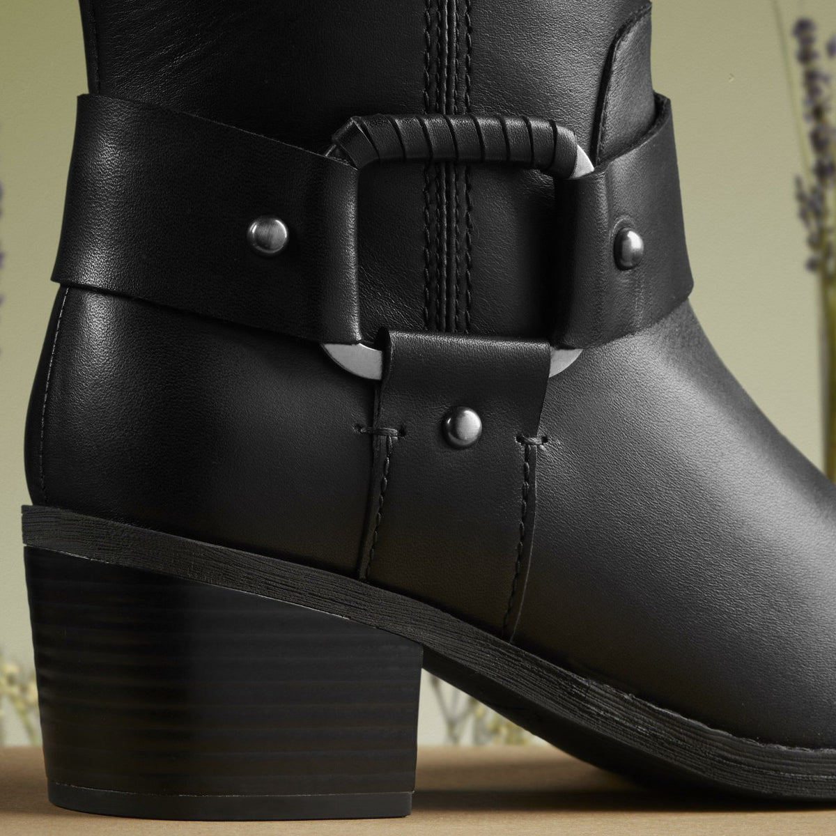 Morzine Rise Black Leather - Clarks Featured