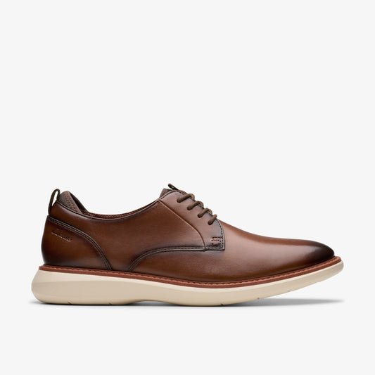 Brantin Plain Dark Tan Leather - Clarks Trending