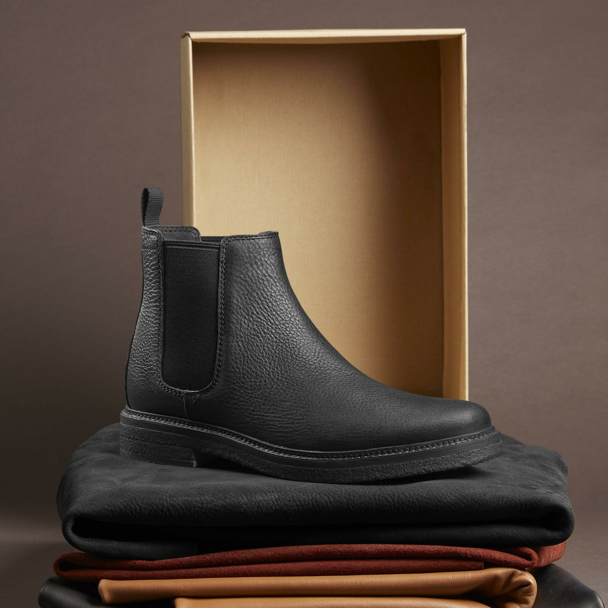 Clarkdale Easy Chelsea Boot Black Leather - Clarks Value