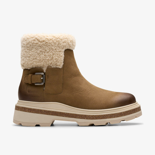 Hencroft Madi Waterproof Dark Sand Warmlined - Clarks Exclusive