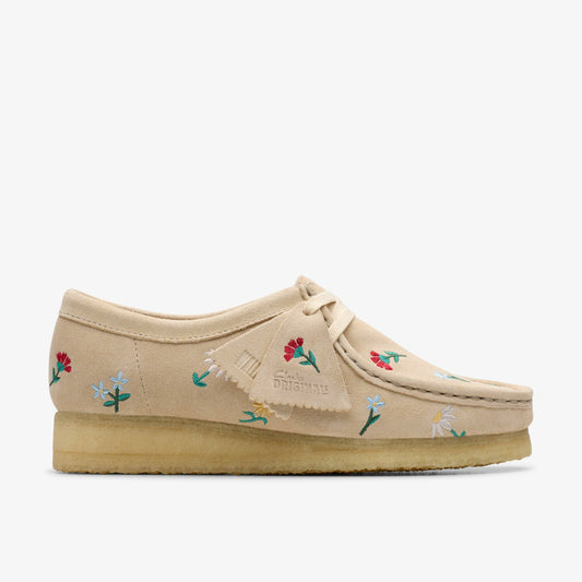 Wallabee Taupe Embroidery - Clarks Latest