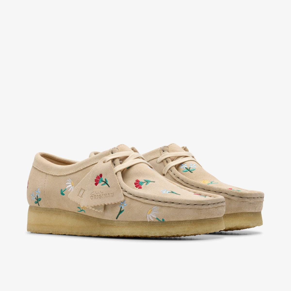 Wallabee Taupe Embroidery - Clarks Latest
