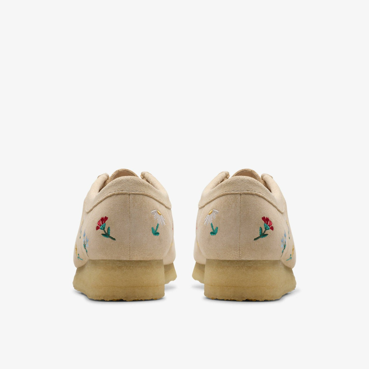 Wallabee Taupe Embroidery - Clarks Latest