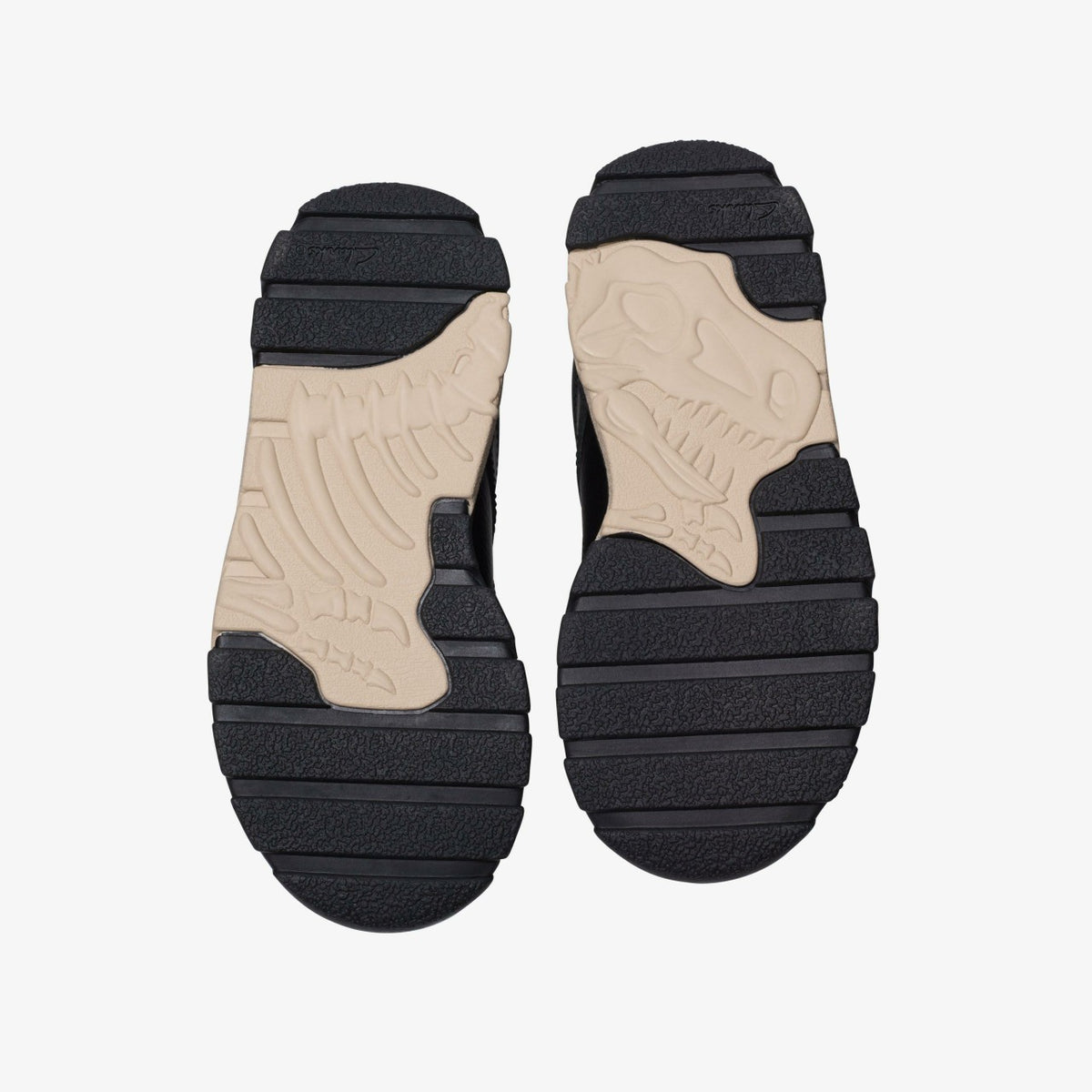 Lorcam Trail Kid Black Leather - Clarks Latest