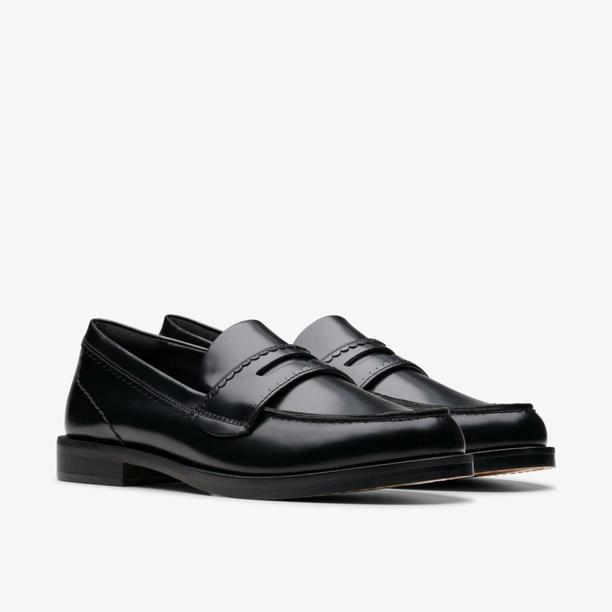 Straven Edge Black Leather - Clarks Essential