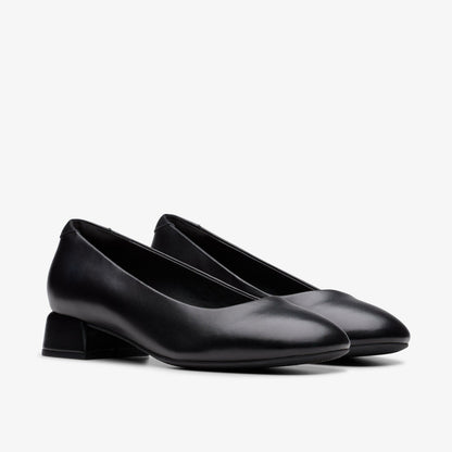 Daiss 30 Step Black Leather - Clarks Smart Buy