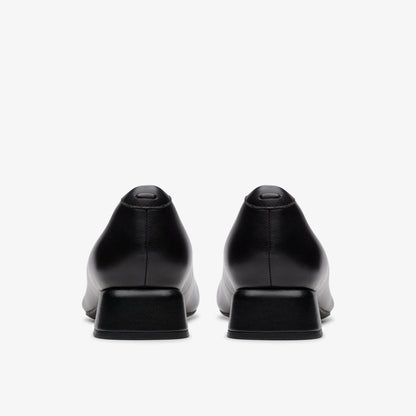 Daiss 30 Step Black Leather - Clarks Smart Buy