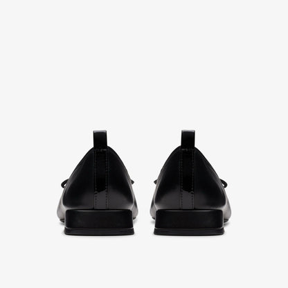 Ubree 15 Poppy Black Combination Leather - Clarks Top Pick