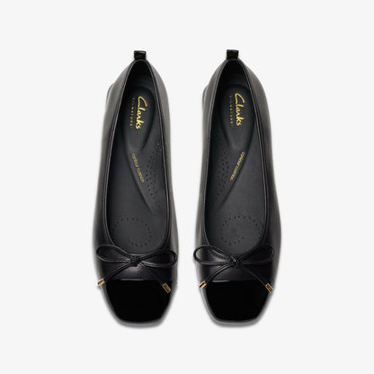 Ubree 15 Poppy Black Combination Leather - Clarks Top Pick