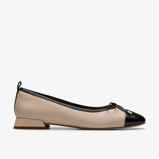 Ubree 15 Poppy Sand Combination - Clarks Everyday