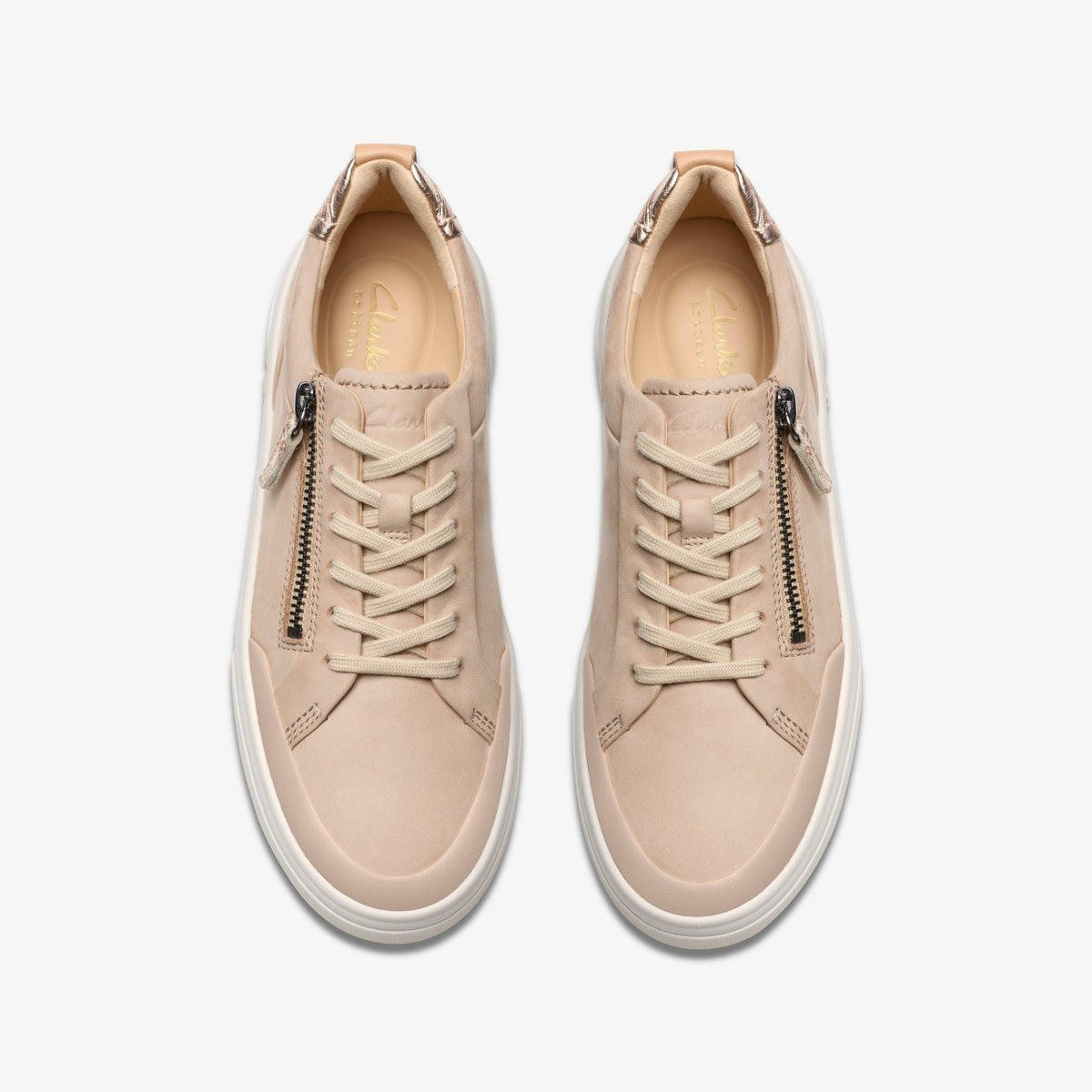 Hollyhock Zip Sand Nubuck - Clarks Classic