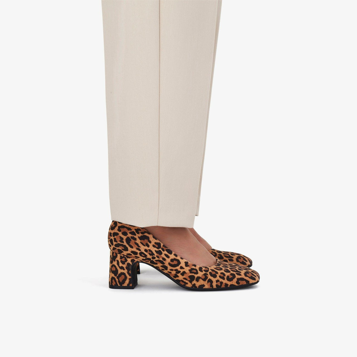Fernie Court Leopard Suede - Clarks Classic