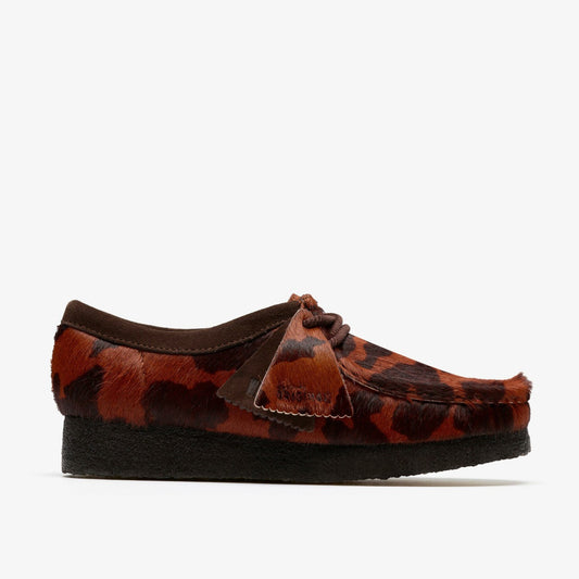 Wallabee Brown Cow Print - Clarks Essential