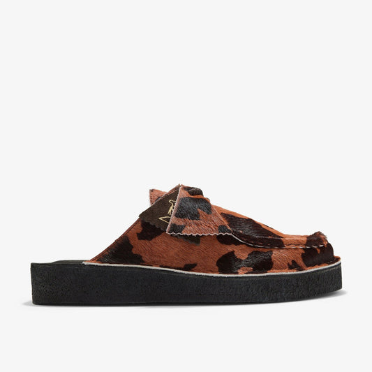 Desert Nomad Mule Brown Cow Print - Clarks Trusted