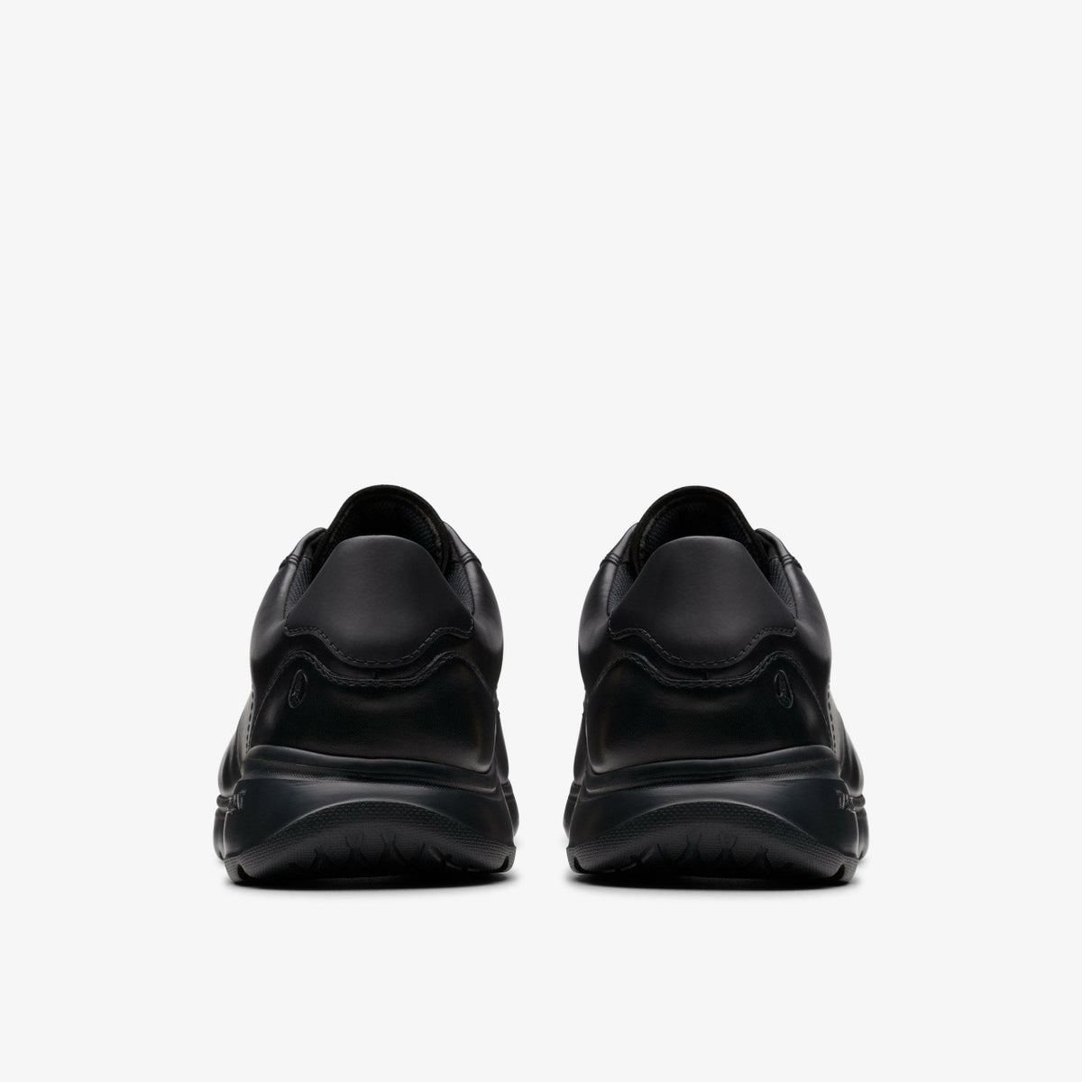 Lifton Lace Black Leather - Clarks Trusted