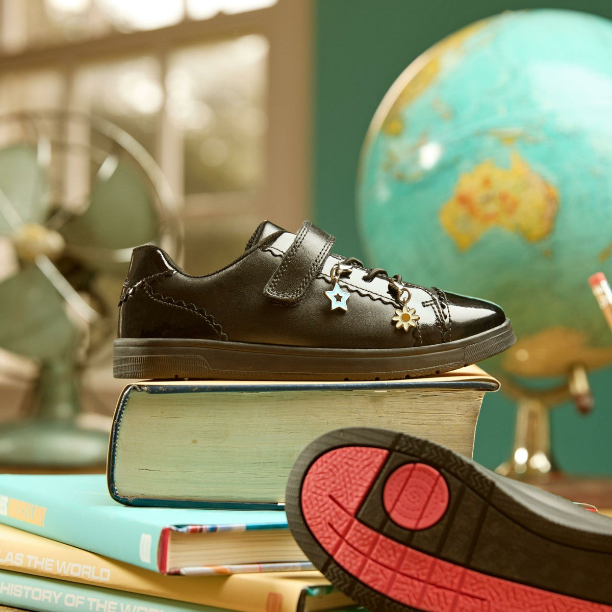 Disco Charm Kid Black Leather - Clarks Special Offer